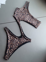 LEOPARD PRINT One-piece w side cutouts
